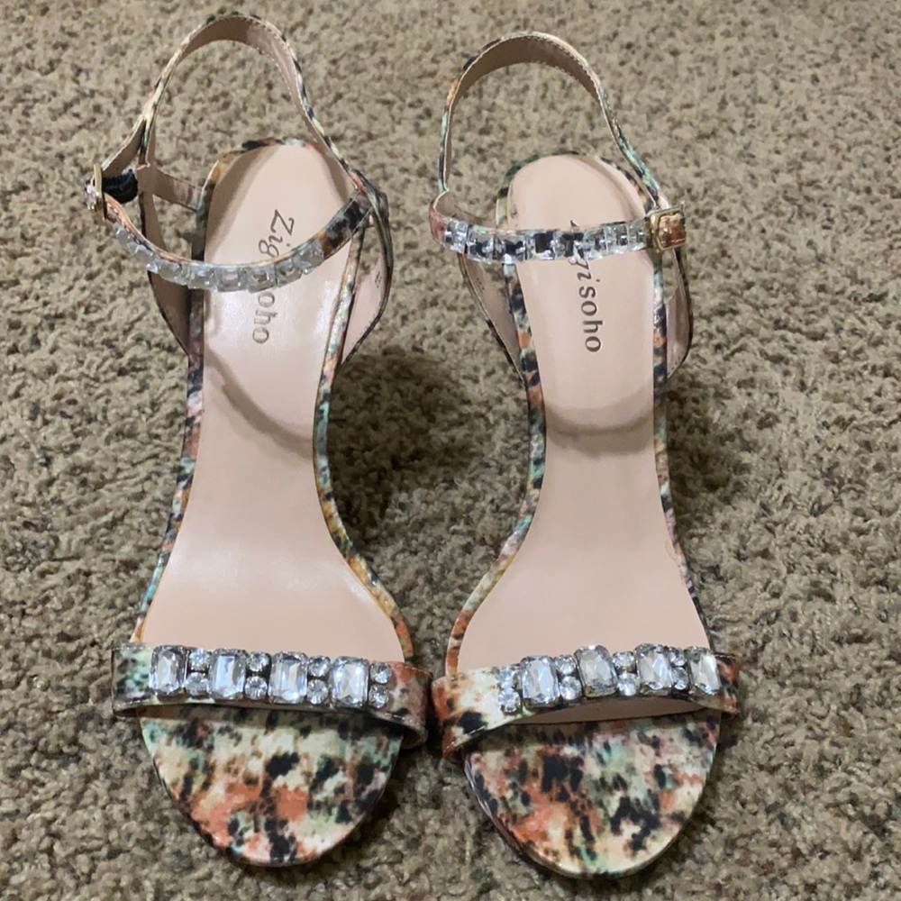 Zigi Soho Strive embellished sandal multicolor size 8.5
